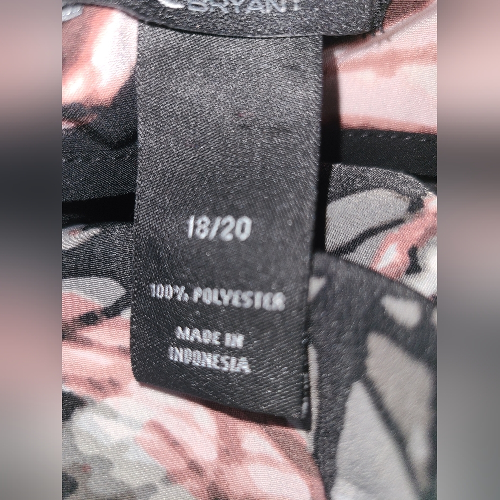 Belted Graphic Shirt Dress - Picture 4 of 4